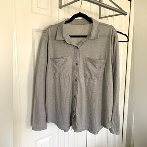 Eddie Bauer Women’s Gray Button-Up Shirt